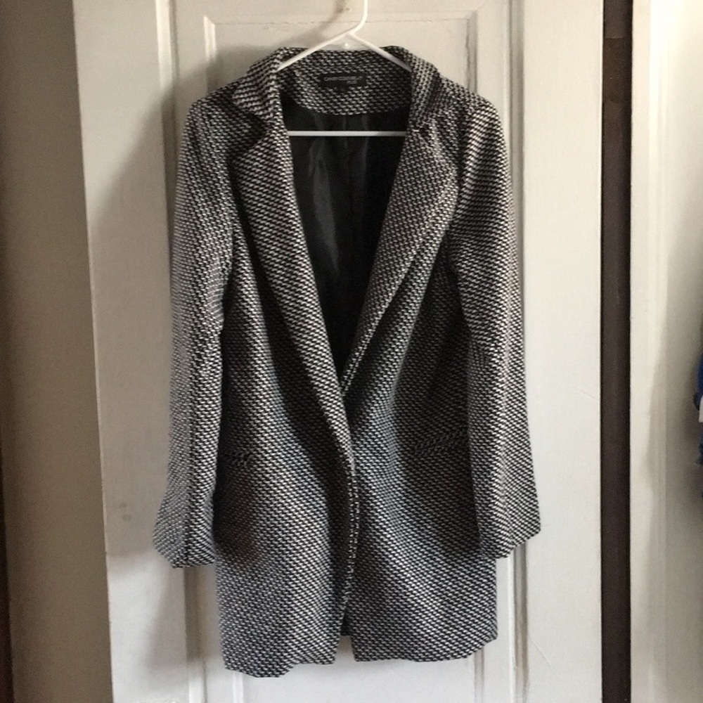 A perfect jacket to wear with pants and jeans,